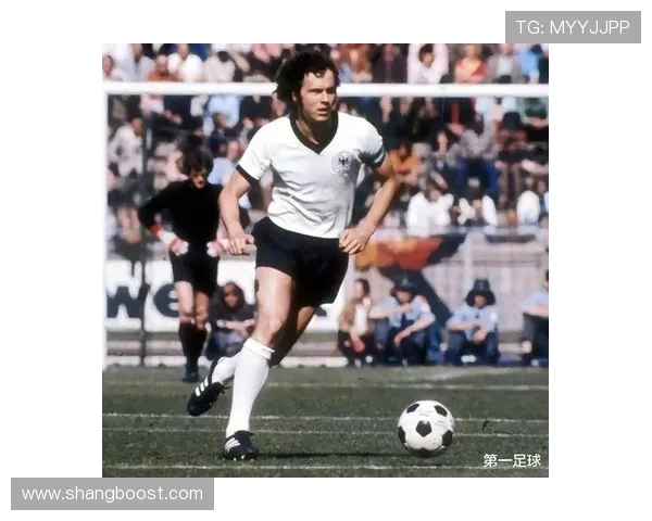 足球巅峰巨星：探寻现役前五十大球星的辉煌足迹